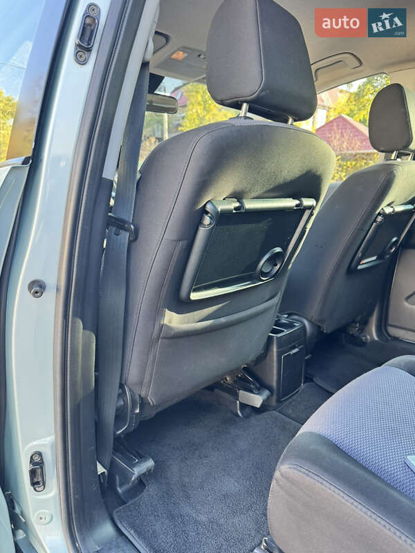 Минивэн Mazda 5 2006 в Николаеве фото 43 Минивэн Mazda 5 2006 в Николаеве