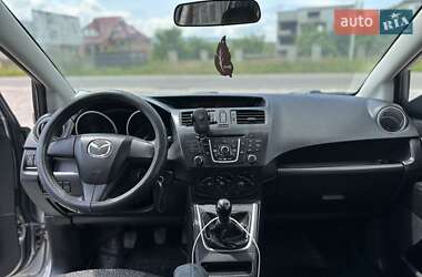 Мінівен Mazda 5 2012 в  фото 10 Мінівен Mazda 5 2012 в