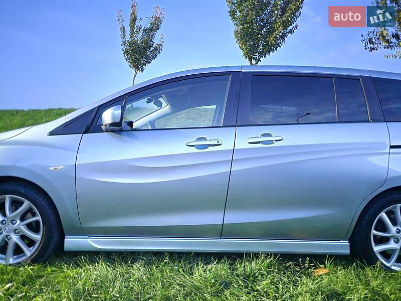 Минивэн Mazda 5 2010 в Мукачево