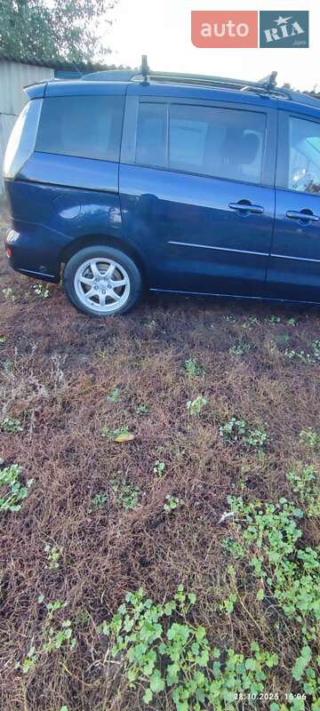 Минивэн Mazda 5 2007 в Семеновке