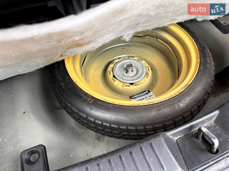 Мінівен Mazda 5 2007 в Запоріжжі