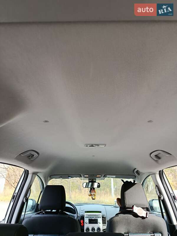 Минивэн Mazda 5 2007 в Славуте