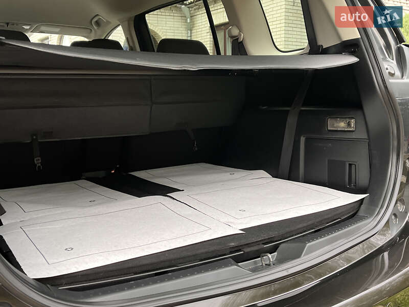 Минивэн Mazda 5 2010 в Киеве фото 77 Минивэн Mazda 5 2010 в Киеве