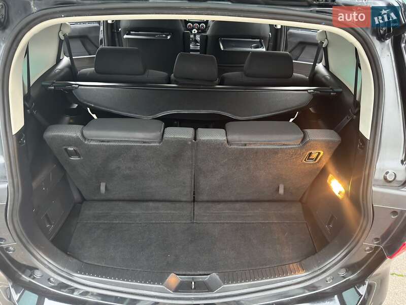 Минивэн Mazda 5 2013 в Киеве