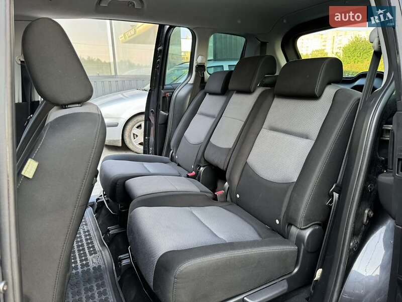 Мінівен Mazda 5 2007 в Дрогобичі фото 56 Мінівен Mazda 5 2007 в Дрогобичі