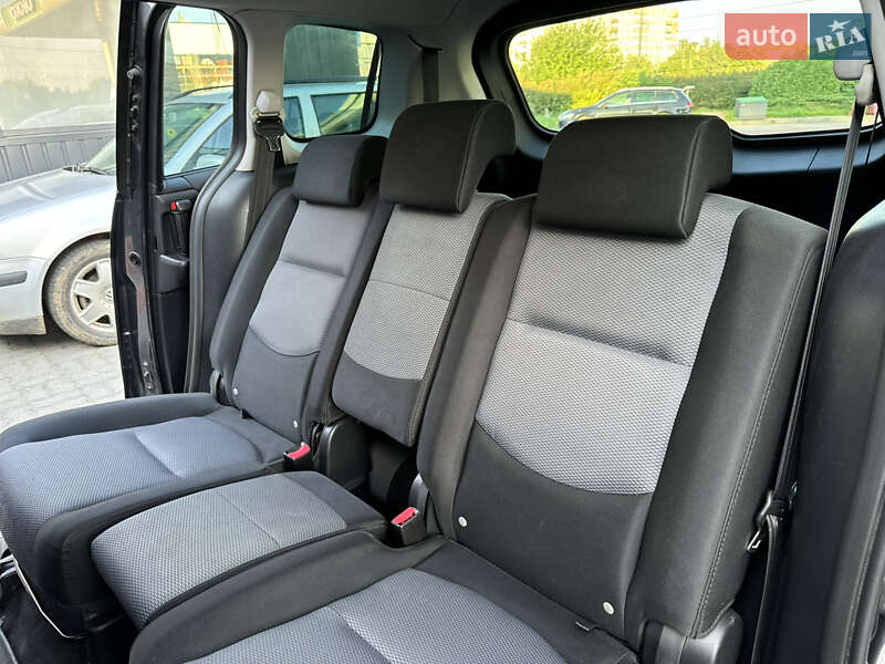 Мінівен Mazda 5 2007 в Дрогобичі фото 60 Мінівен Mazda 5 2007 в Дрогобичі