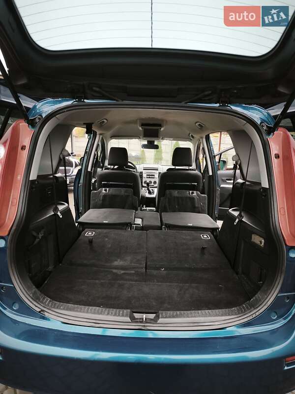 Минивэн Mazda 5 2005 в Кривом Роге