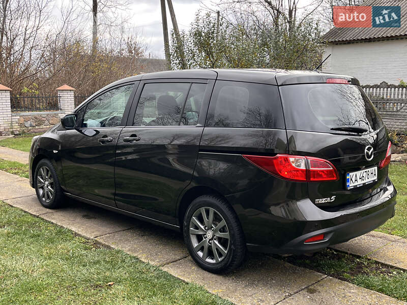 Мінівен Mazda 5 2010 в Києві