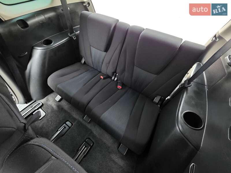 Минивэн Mazda 5 2011 в Луцке