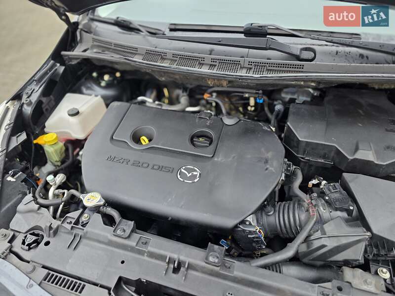 Минивэн Mazda 5 2011 в Луцке