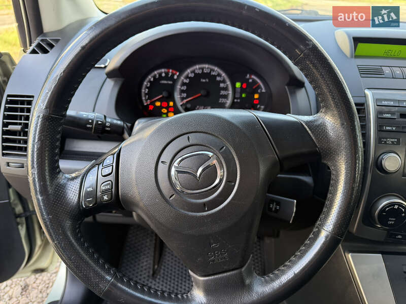 Мінівен Mazda 5 2009 в Києві