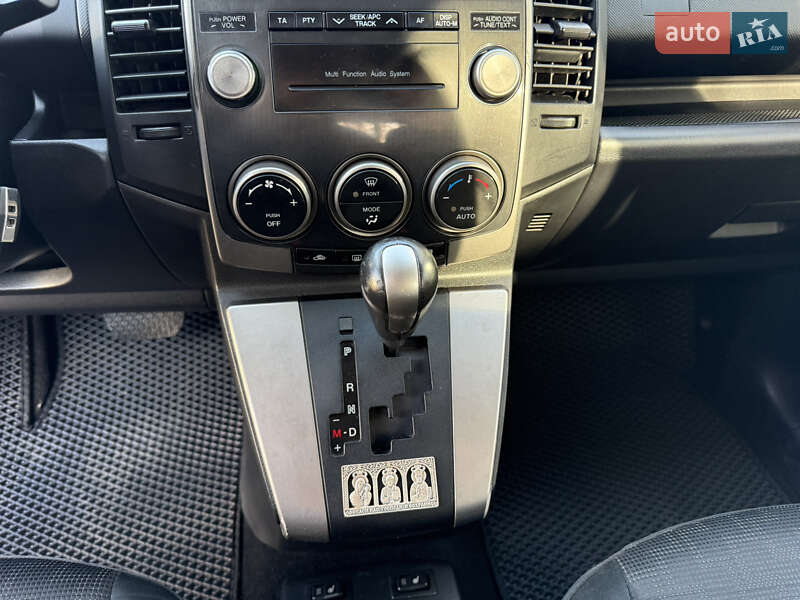 Мінівен Mazda 5 2009 в Києві