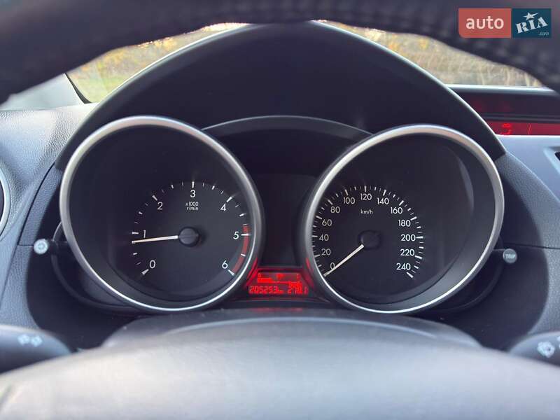 Мінівен Mazda 5 2010 в Сарнах