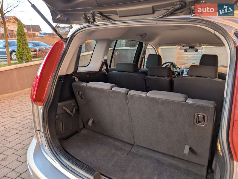 Мінівен Mazda 5 2006 в Івано-Франківську