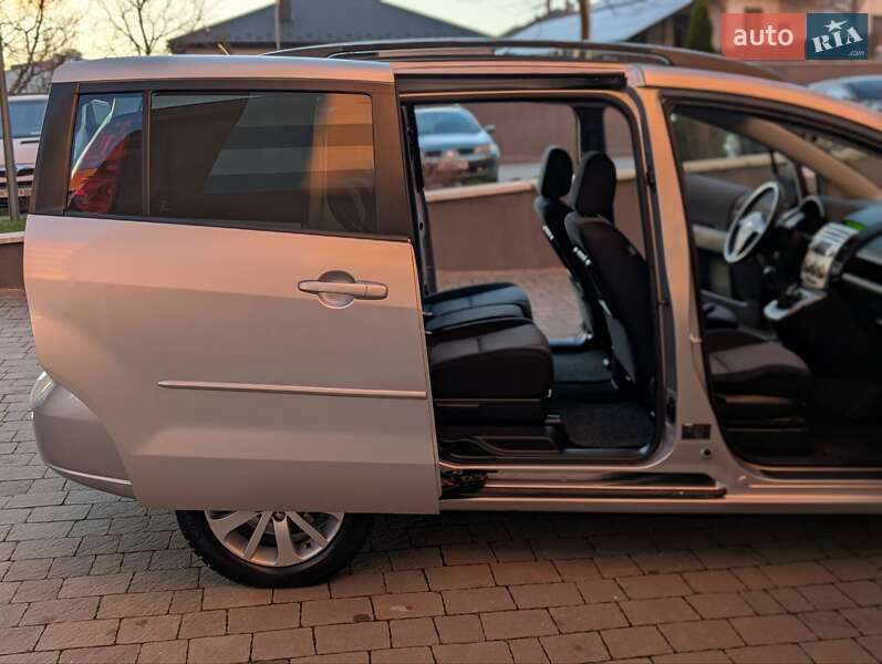 Мінівен Mazda 5 2006 в Івано-Франківську