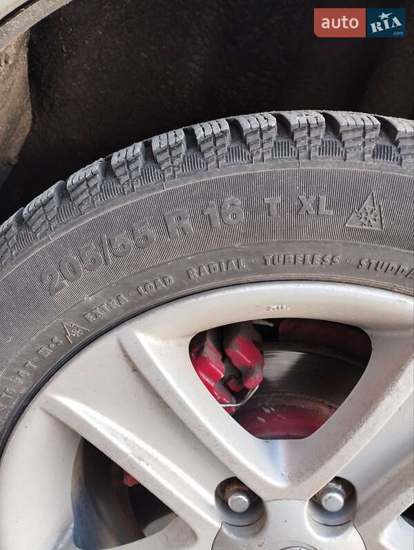 Мінівен Mazda 5 2006 в Рівному фото 20 Мінівен Mazda 5 2006 в Рівному