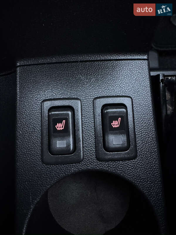 Мінівен Mazda 5 2013 в Києві фото 41 Мінівен Mazda 5 2013 в Києві