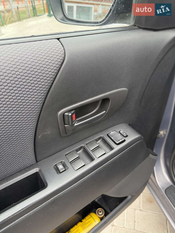 Минивэн Mazda 5 2007 в Житомире