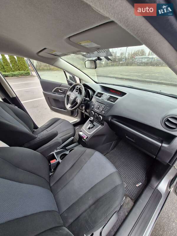 Минивэн Mazda 5 2015 в Киеве