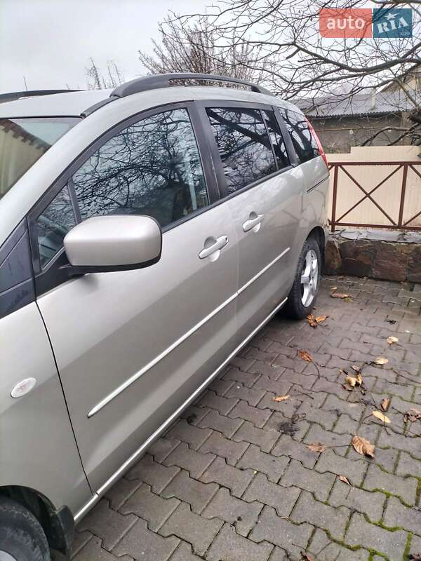 Минивэн Mazda 5 2005 в Черновцах