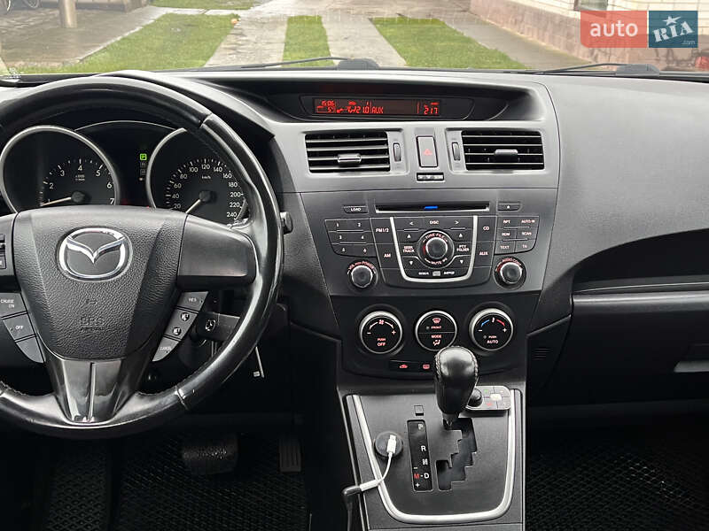 Минивэн Mazda 5 2010 в Киеве