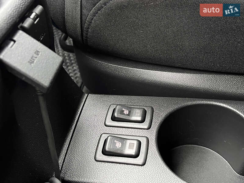 Минивэн Mazda 5 2010 в Киеве