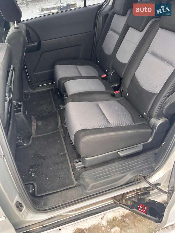Минивэн Mazda 5 2006 в Луцке