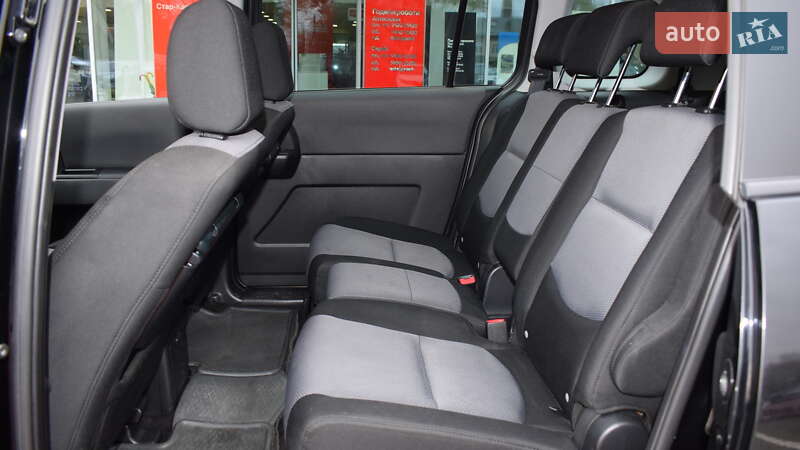 Минивэн Mazda 5 2008 в Житомире