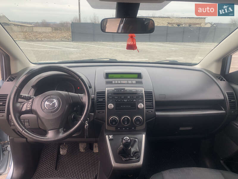 Мінівен Mazda 5 2009 в Дубні