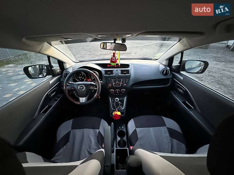 Минивэн Mazda 5 2011 в Львове