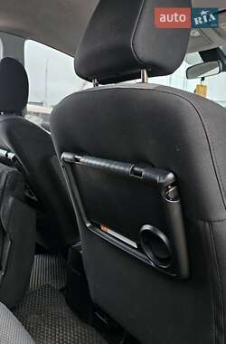 Минивэн Mazda 5 2005 в Николаеве