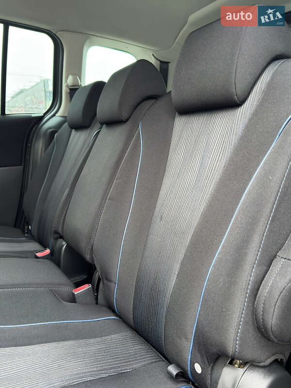 Минивэн Mazda 5 2011 в Киеве фото 20 Минивэн Mazda 5 2011 в Киеве
