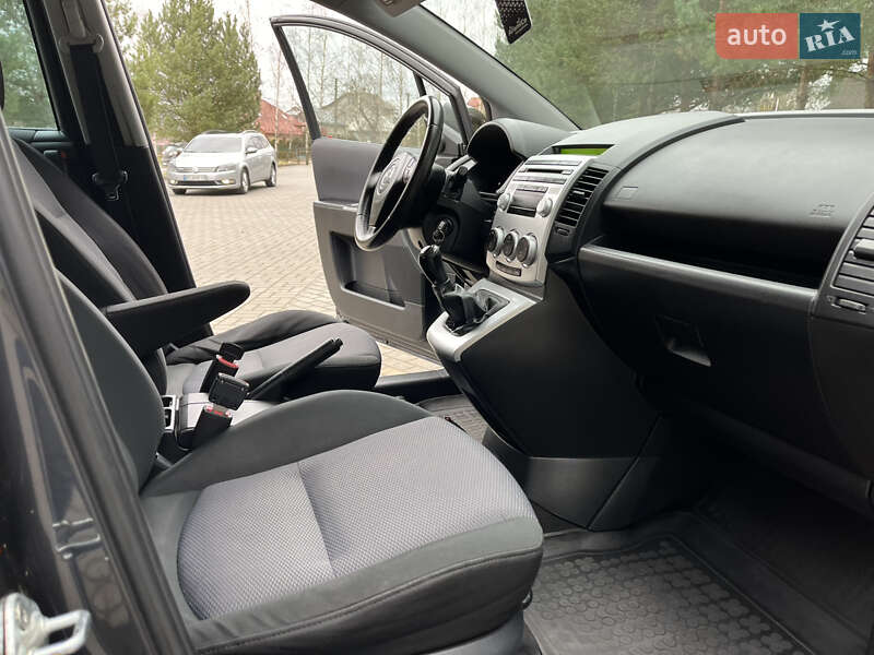 Минивэн Mazda 5 2007 в Дрогобыче