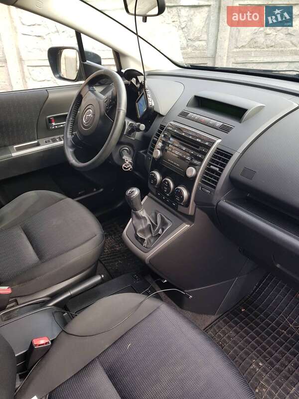 Мінівен Mazda 5 2010 в Житомирі