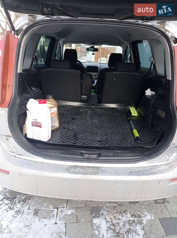 Минивэн Mazda 5 2005 в Бориславе