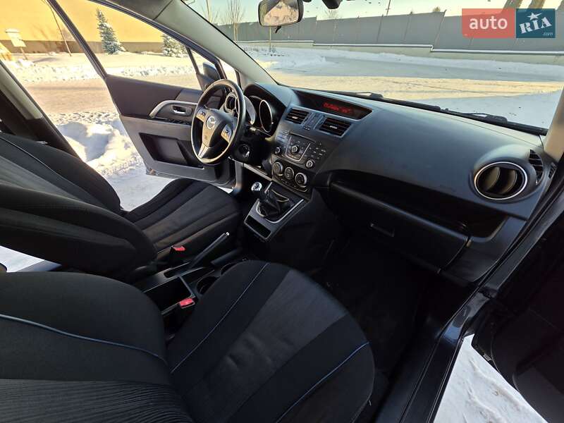 Минивэн Mazda 5 2011 в Луцке
