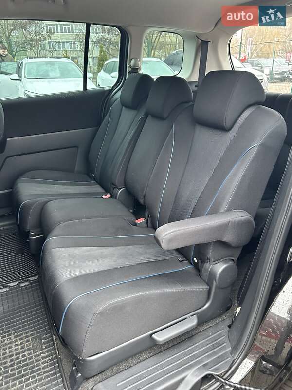 Мінівен Mazda 5 2011 в Сумах