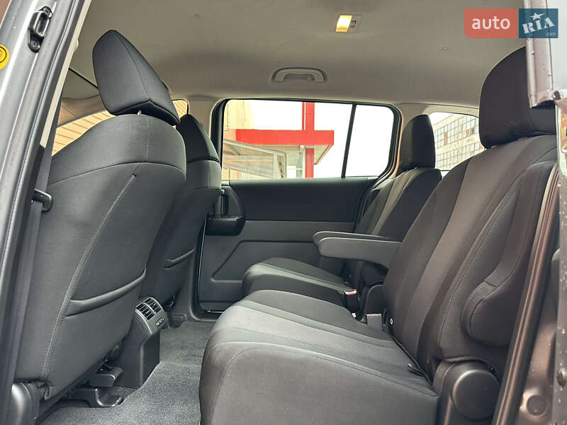 Мінівен Mazda 5 2015 в Києві фото 39 Мінівен Mazda 5 2015 в Києві
