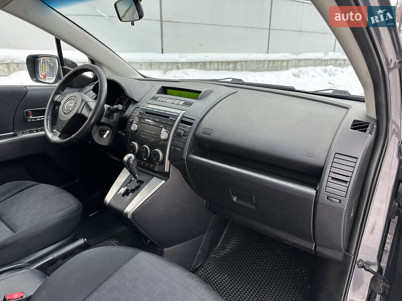 Минивэн Mazda 5 2008 в Киеве