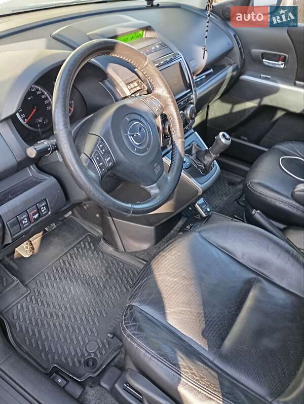 Минивэн Mazda 5 2010 в Калуше