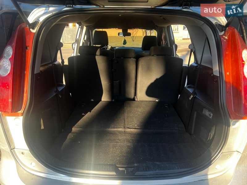 Минивэн Mazda 5 2007 в Тячеве