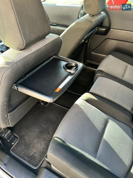 Минивэн Mazda 5 2006 в Киеве