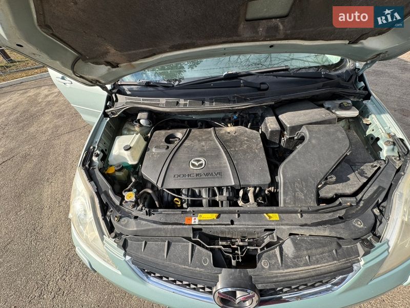 Минивэн Mazda 5 2006 в Киеве