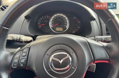 Минивэн Mazda 5 2006 в Киеве