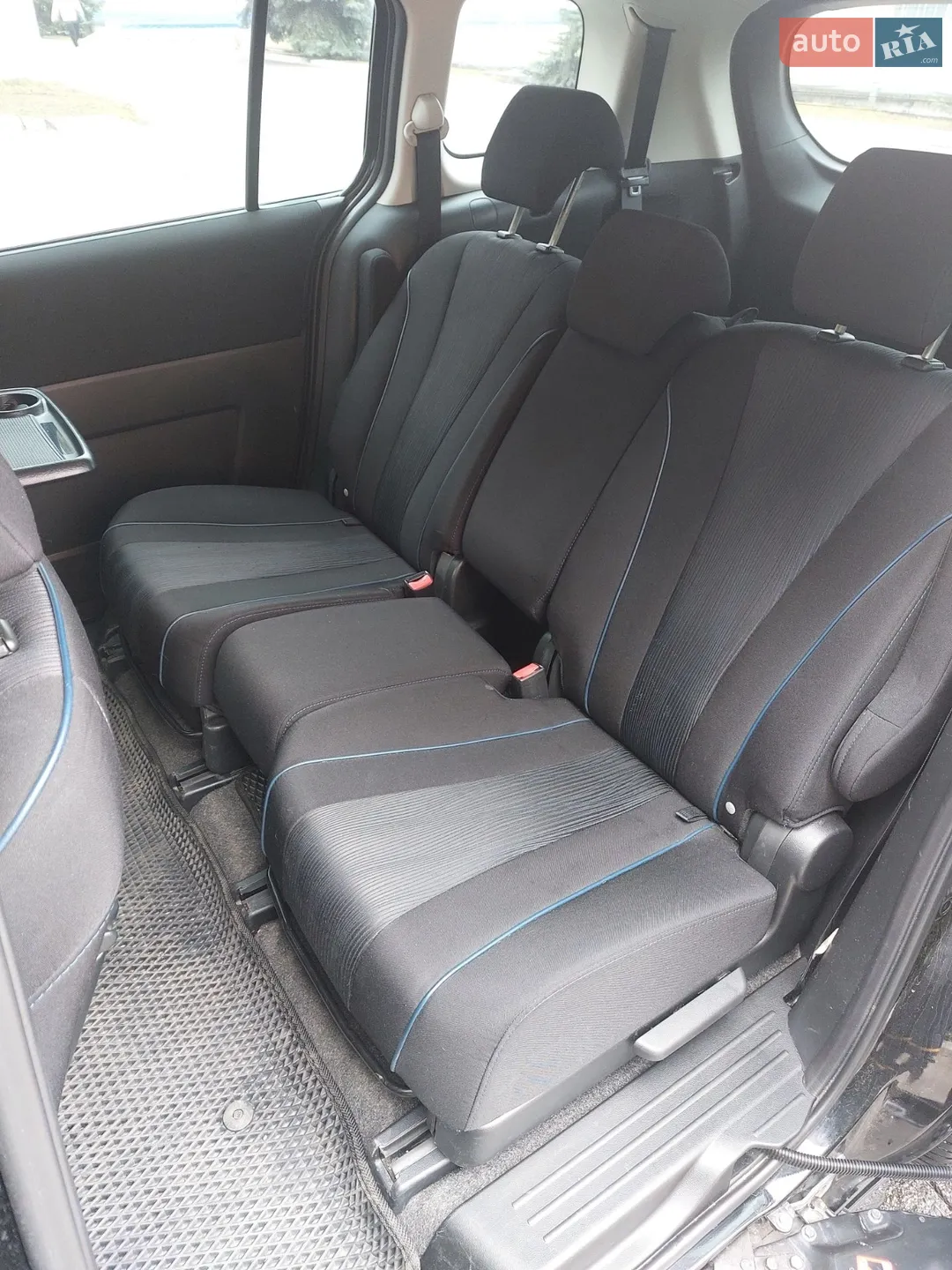 2011 Mazda 5 - мініатюра 9