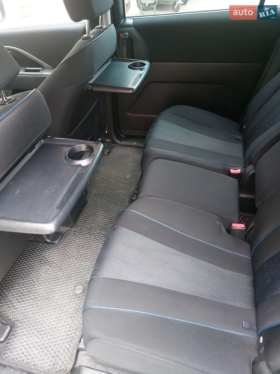 2011 Mazda 5 - мініатюра 10