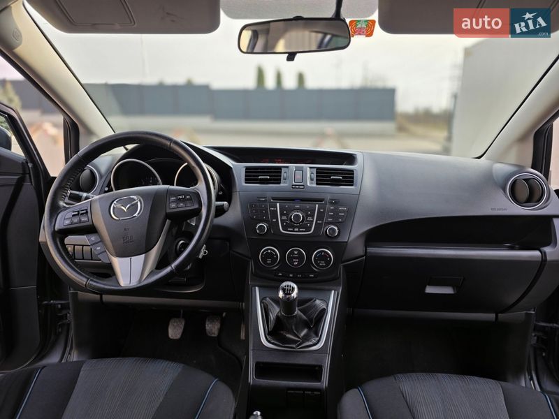 Минивэн Mazda 5 2011 в Луцке