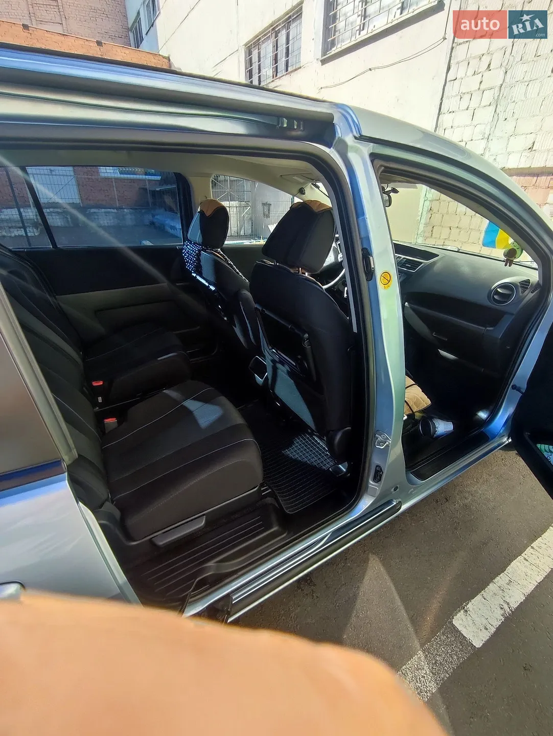 2012 Mazda 5 - мініатюра 17