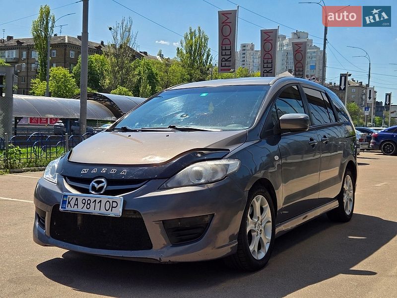 Мінівен Mazda 5 2010 в Києві