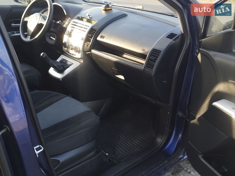 Минивэн Mazda 5 2005 в Радивилове